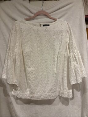 Chaps White Lace Eyelet Boho Blouse Size M Cottage Core Coastal Romantic Luxury